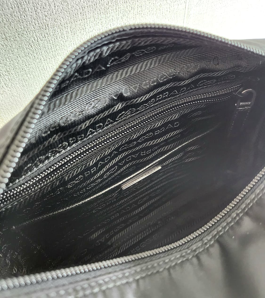 [새상품]급매 프라다 리나일론 숄더백 크로스백 1BD953 상품이미지7