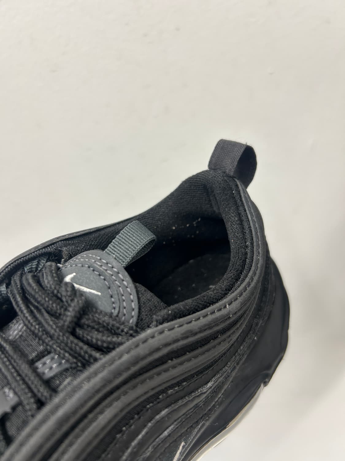 나이키 에어맥스 97 트리플 블랙 235 상품이미지6