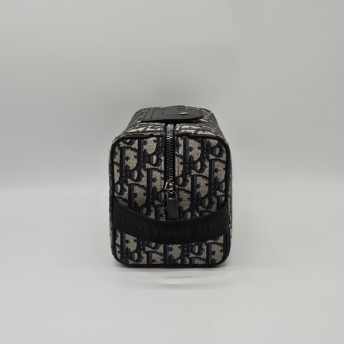 정품 디올 링고 오블리크 토일레트리 파우치 상품이미지5