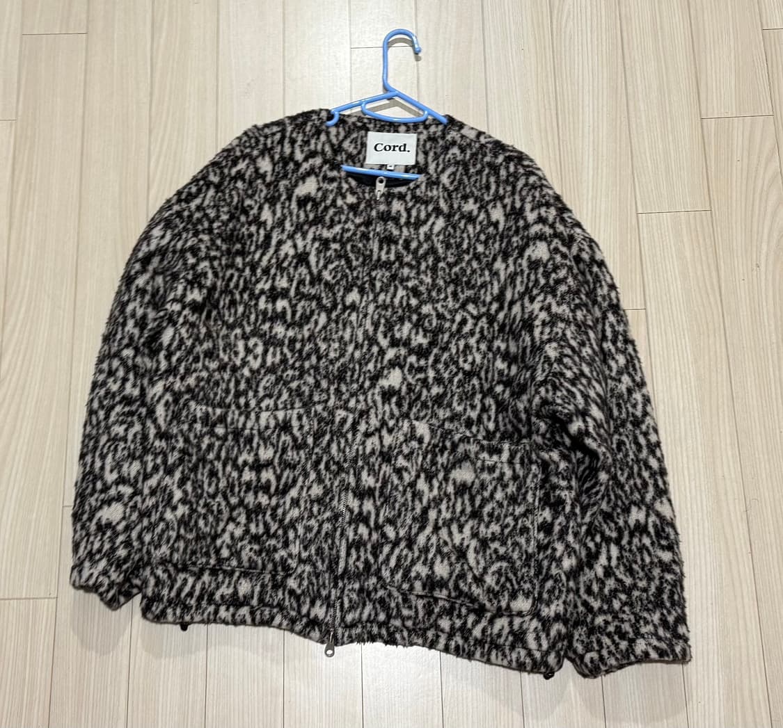 코드-(M)레오반 쉐파드 알파카 자켓_OFF WH 상품이미지4