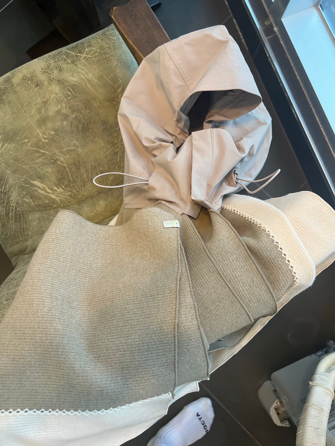 Xlim 후드 머플러 OS 상품이미지3