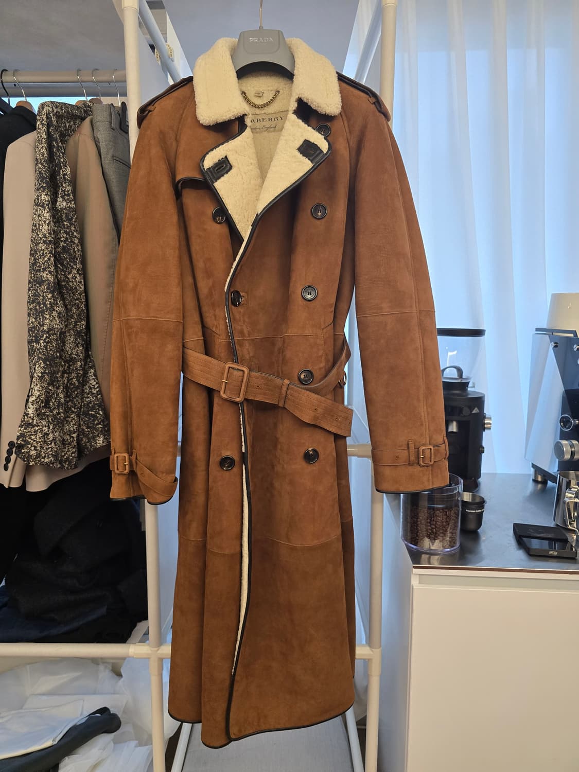버버리 카멜 스웨이드 무스탕 롱 코트 50사이즈 상품이미지1