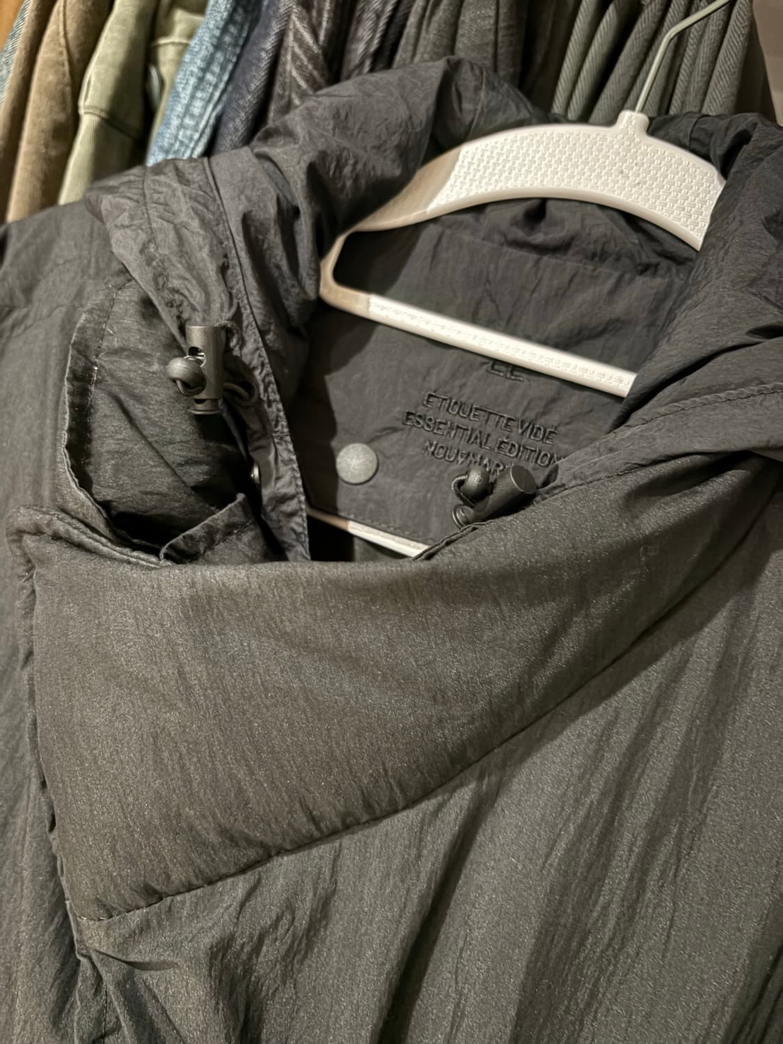 누마레 ee 패딩 M 상품이미지3