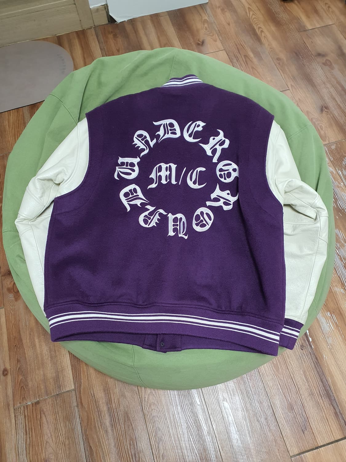 리오버 바시티 자켓, m사이즈 상품이미지3