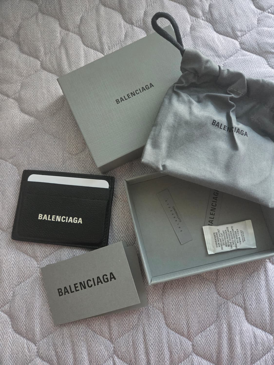 발렌시아가 카드지갑 상품이미지2