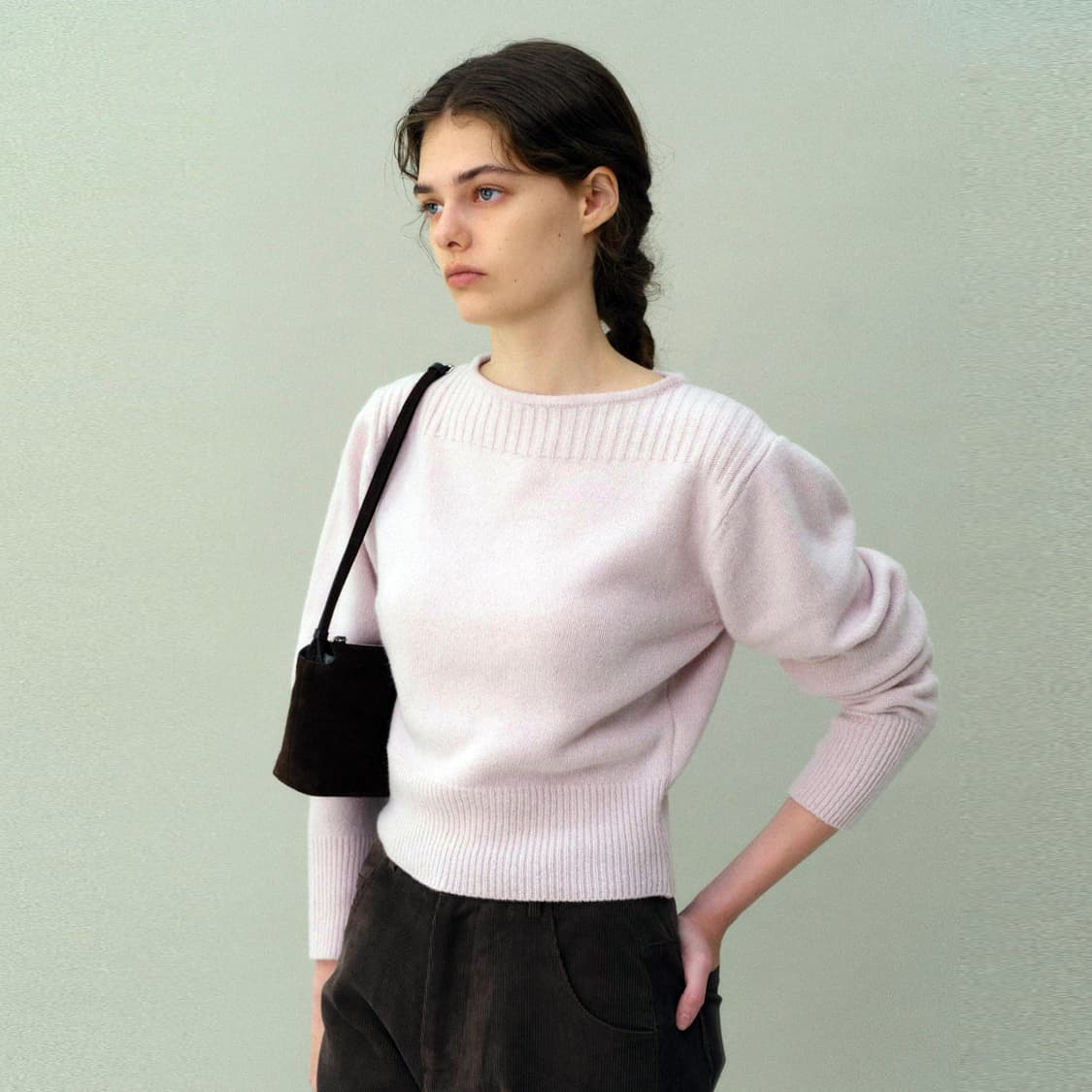 아우브아워(AUBOUR) 슈퍼메리노울 보우트넥 퍼프 라운드니트 55-66 상품이미지2