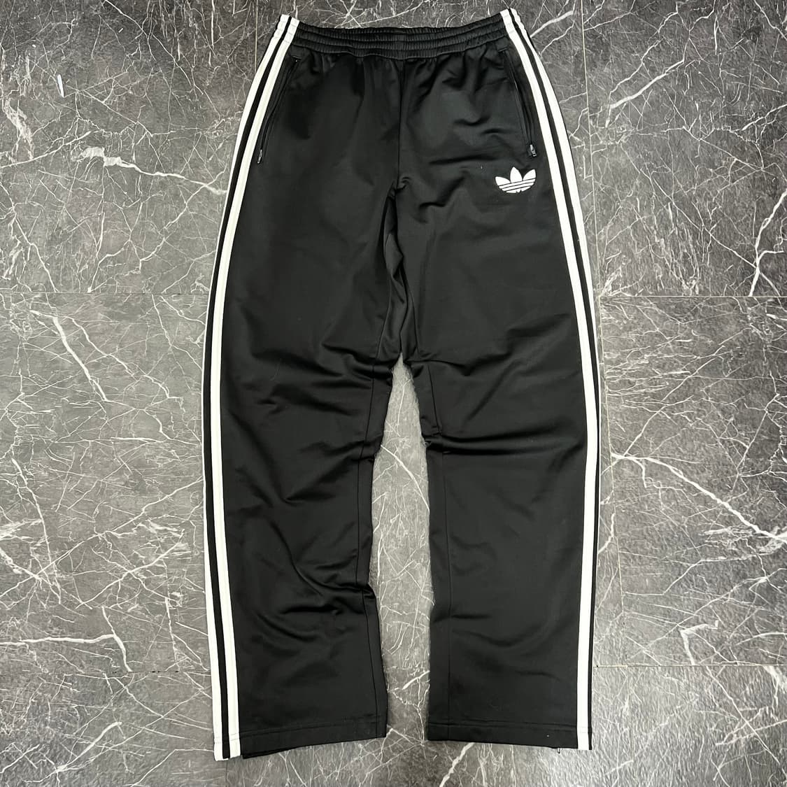 아디다스 블랙 삼선 파이어버드 와이드 트랙팬츠 상품이미지4