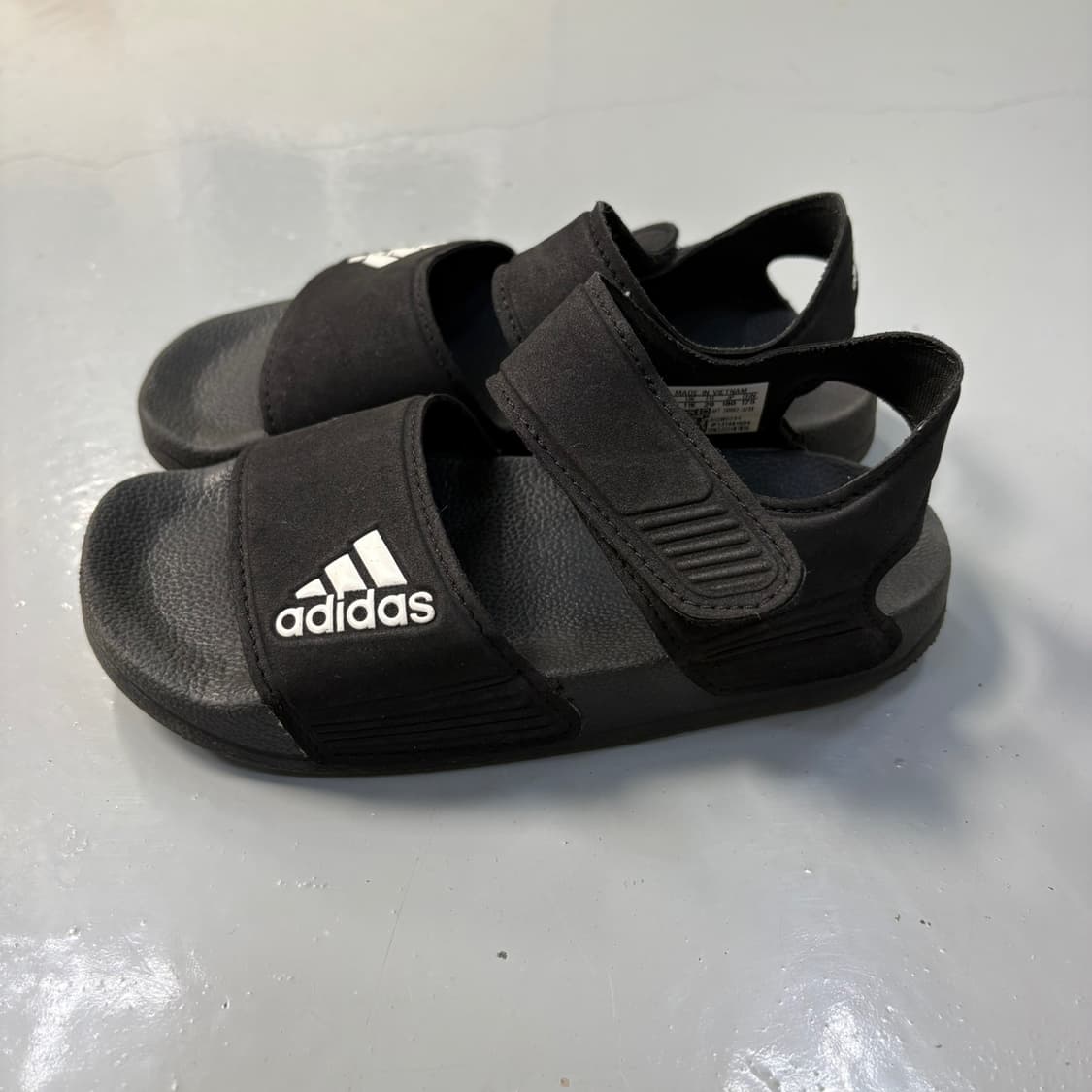 175 아디다스 키즈 아딜렛 샌들 0406J 상품이미지2