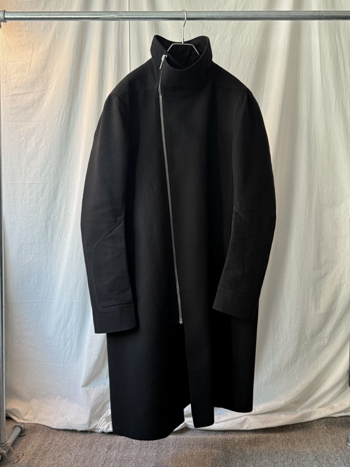 16FW Rick Owens 하이넥 코트 상품이미지1