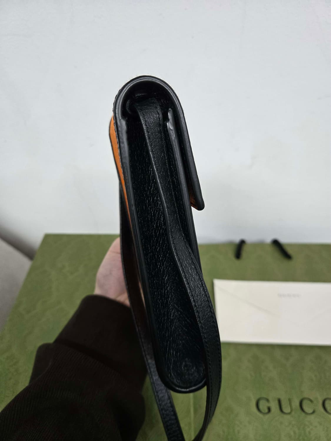 [보증서 정품] 구찌 오프더그리드 폰홀더백 상품이미지1