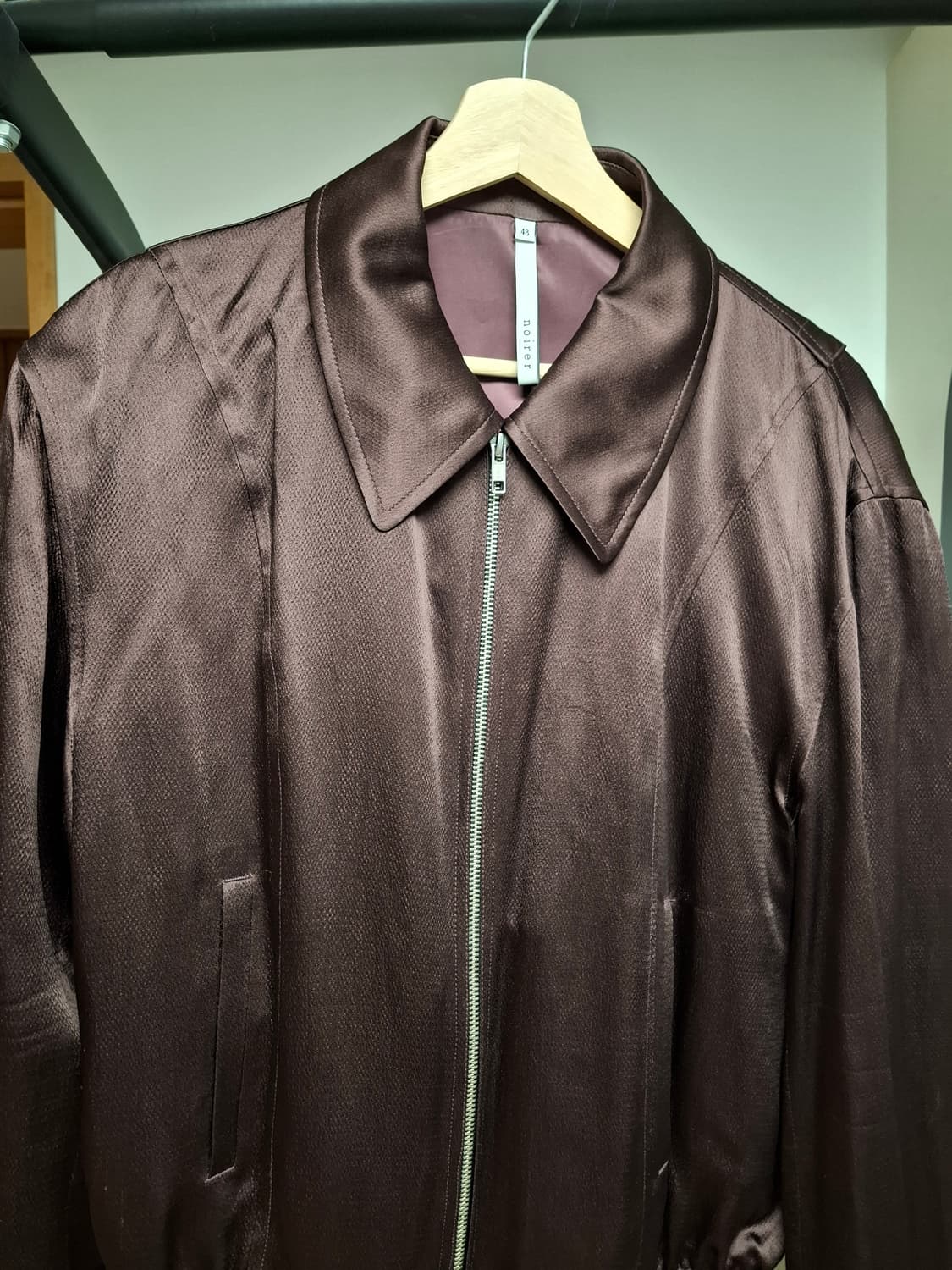 노이어 글로시드 스윙탑 상품이미지1