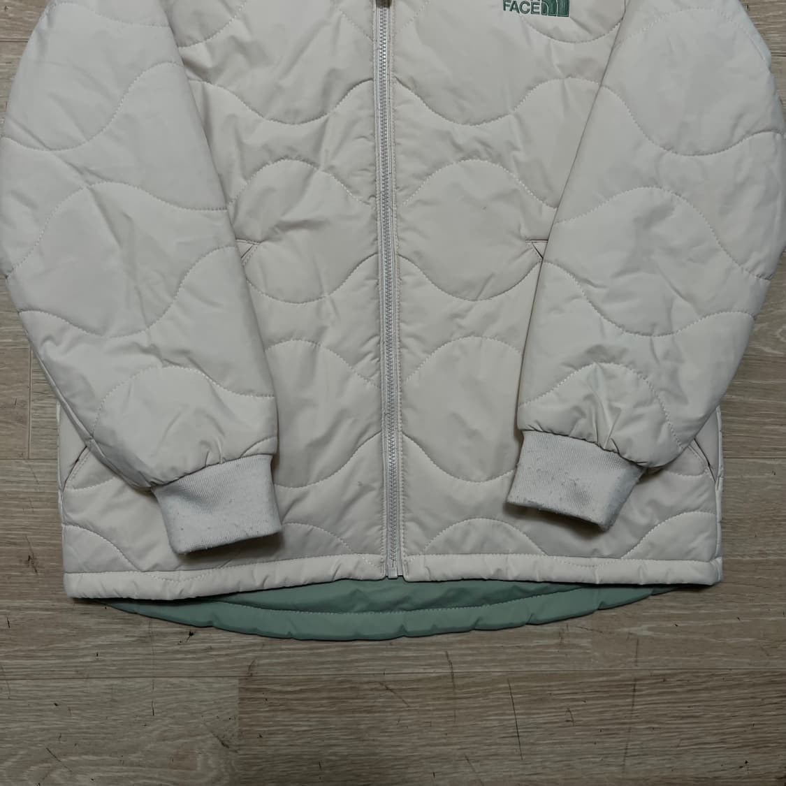 노스페이스 키즈 리버시블 퀼팅점퍼 [아이보리] 140 (9-10세) 상품이미지3