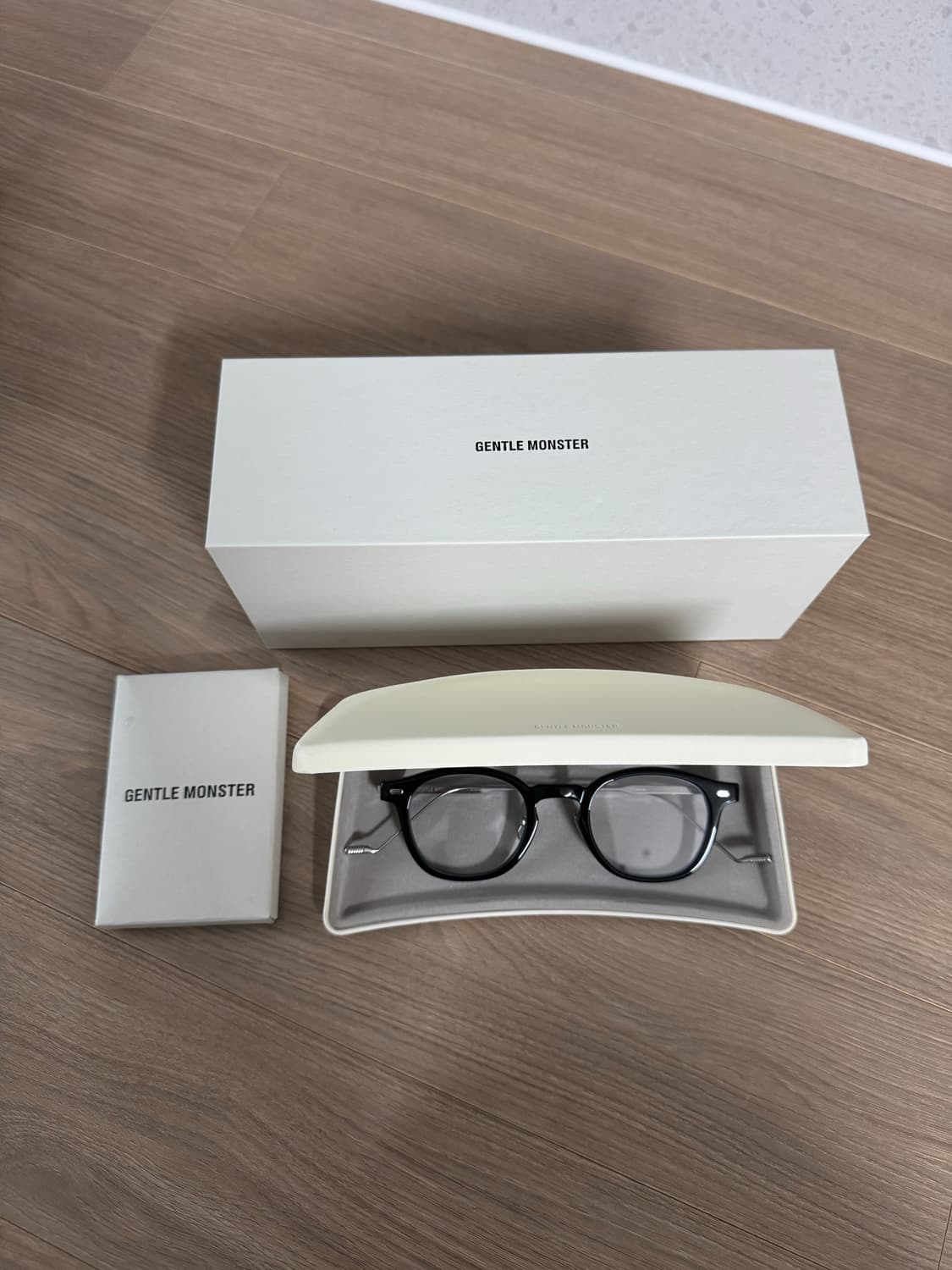 젠틀몬스터 에디 01 블랙 상품이미지2