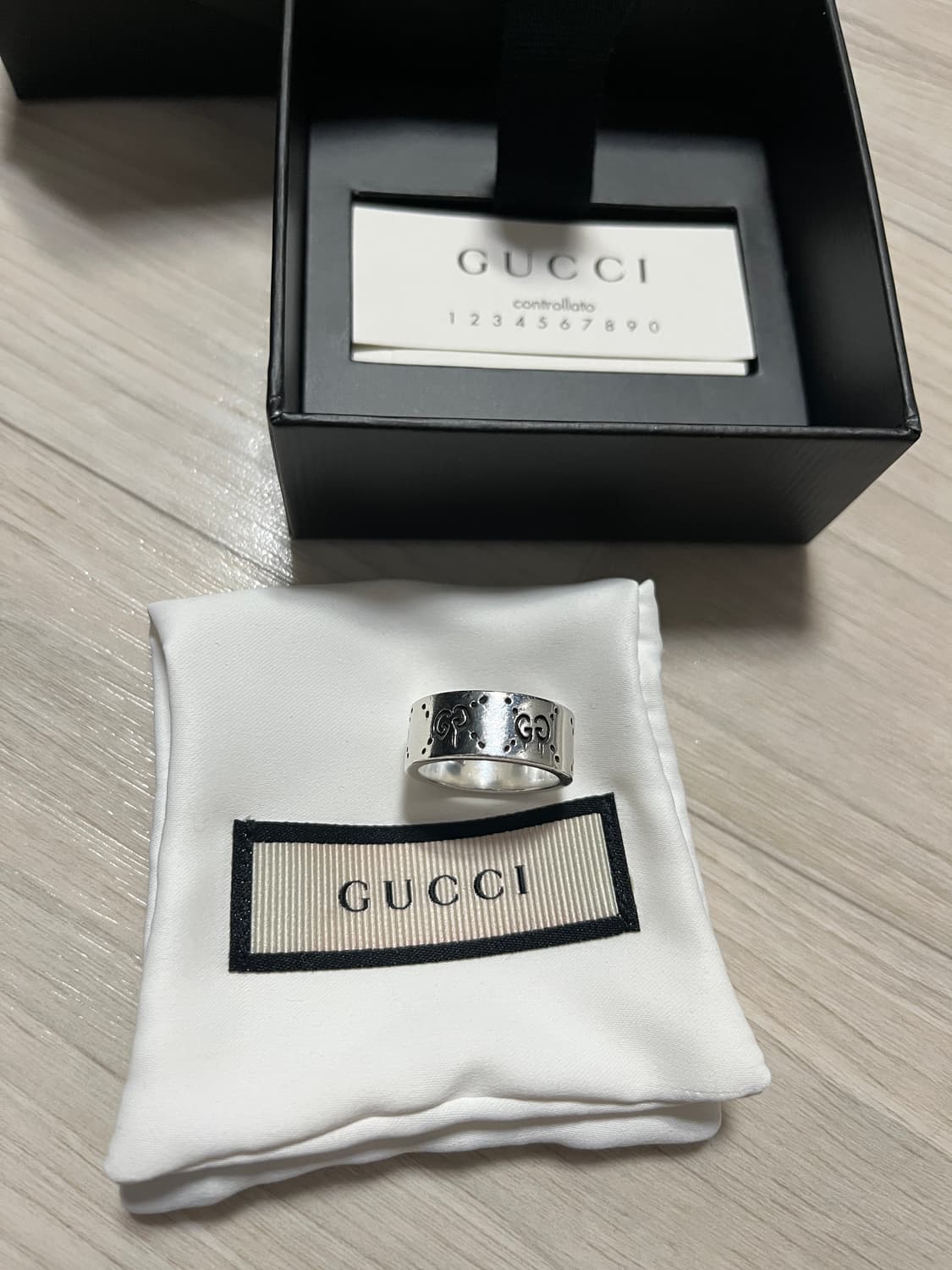 구찌 고스트 스컬 링 9mm 상품이미지4