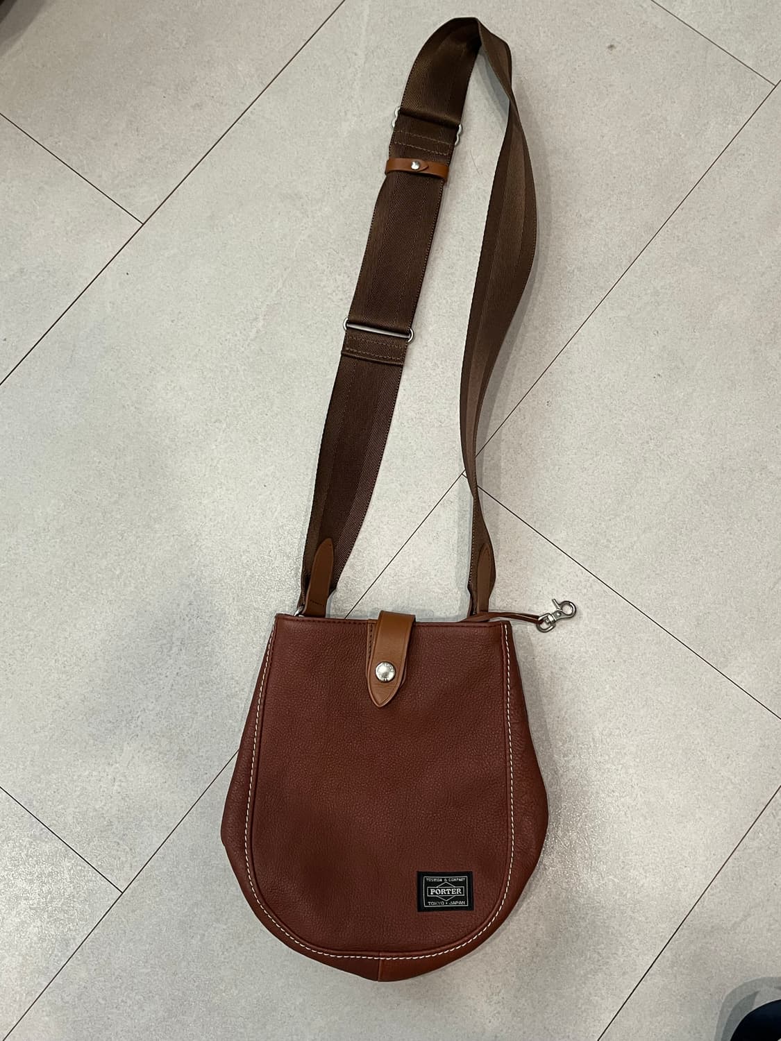 포터 시스코 레더 숄더 크로스백 브라운 상품이미지3