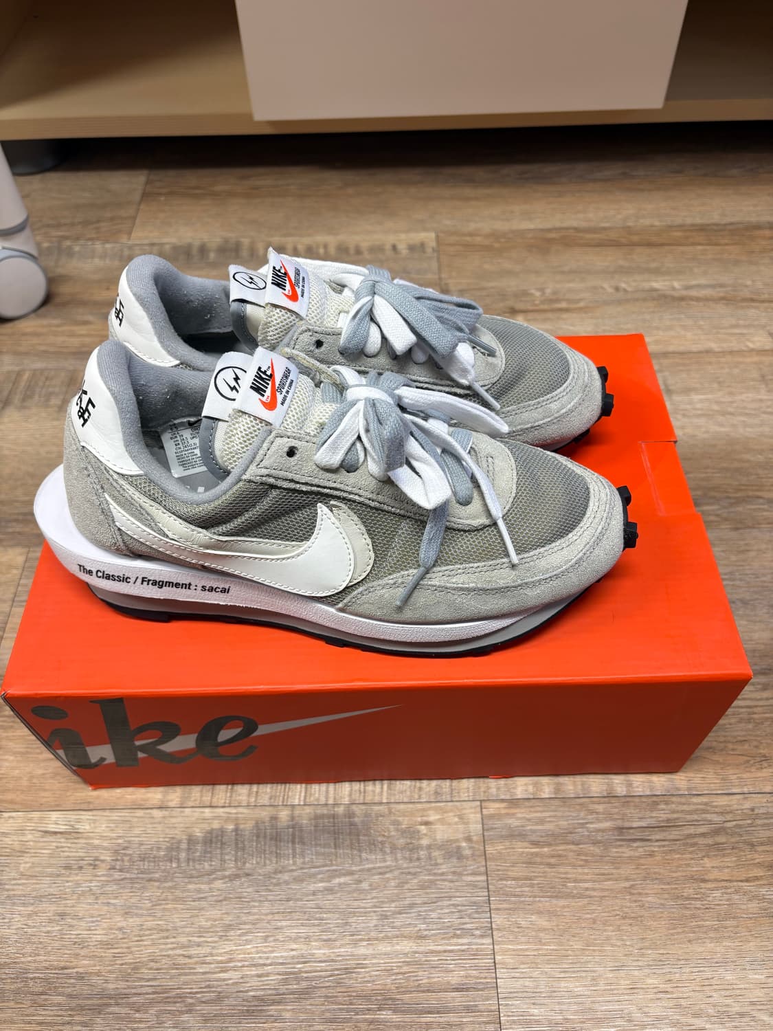 나이키 사카이 프라그먼트 사이즈 245 팝니다 상품이미지3