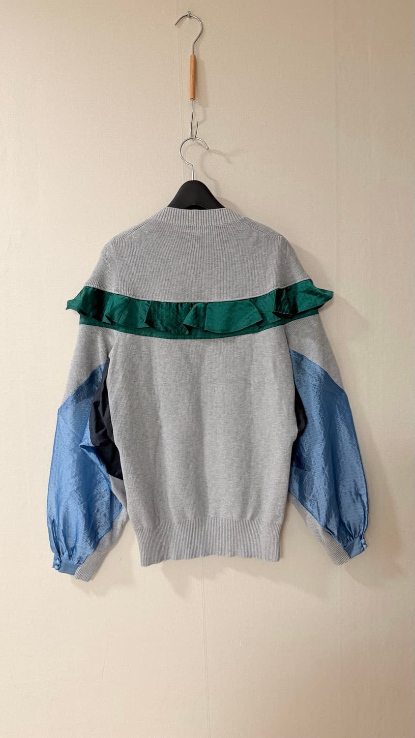 사카이sacai 러플 패널 크루넥풀오버 맨투맨니트 정가 899,000원 상품이미지4