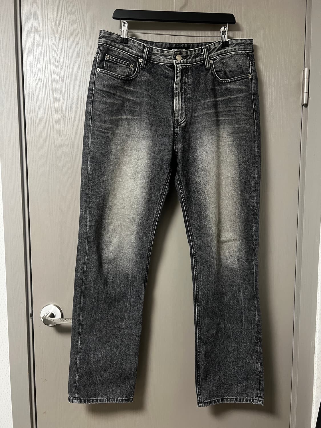 피스워커 흑청 워싱 세미와이드 데님팬츠 34 상품이미지1