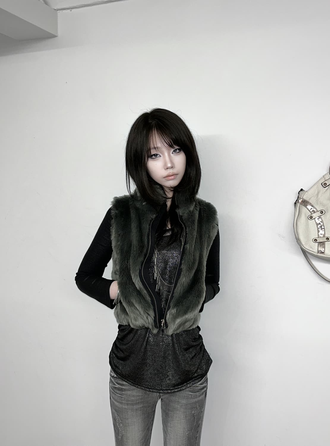 DKNY Fur/Cracked Arm Zip-up 상품이미지2
