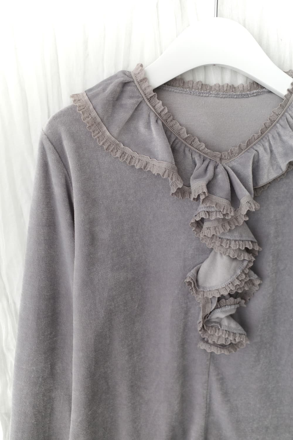 frill velvet long sleeve 상품이미지2
