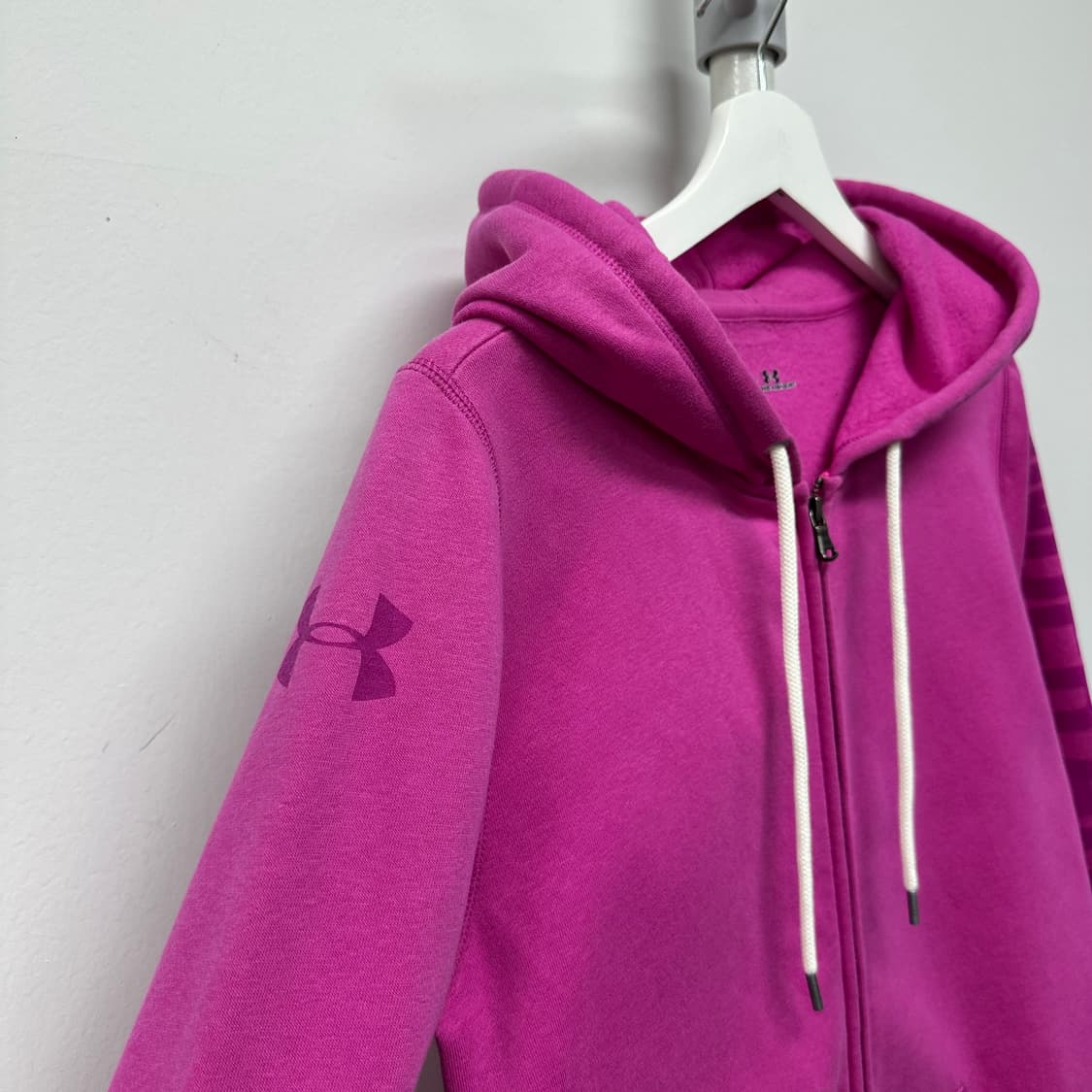 언더아머 후드 집업 상품이미지3