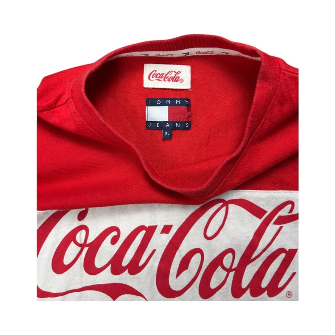 L) 코카콜라 × 타미진스 레드 패널 프린트 반팔티 T-100 상품이미지3