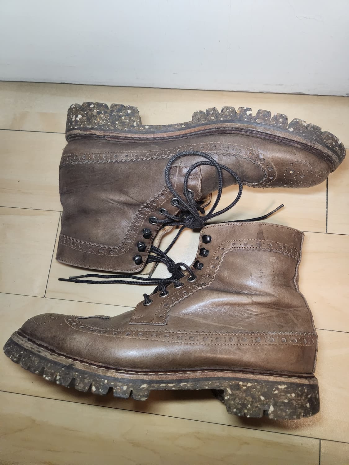 더 클락션(The Klaxon) 윙팁 브로그 부츠 (260) 상품이미지5