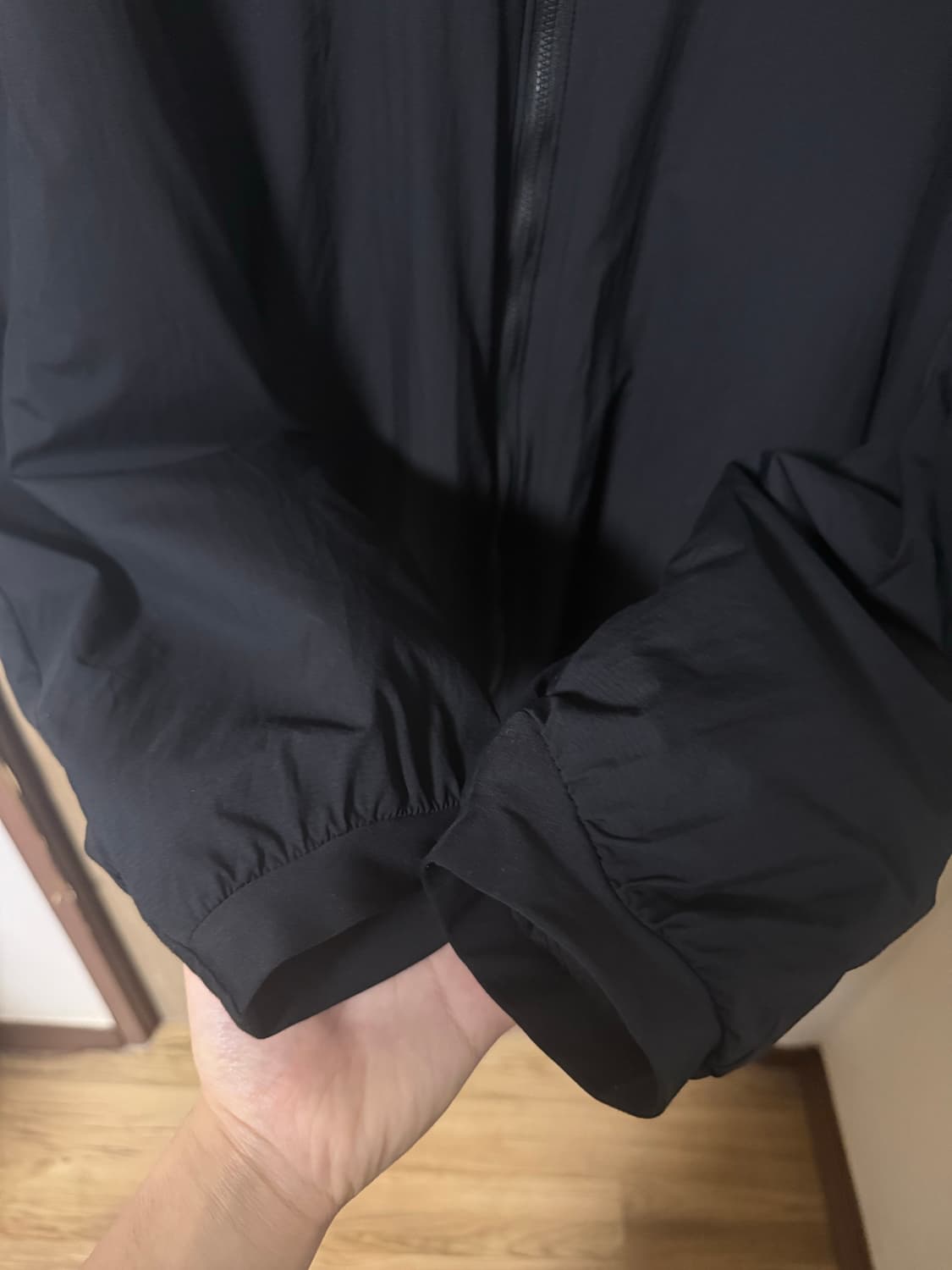 아크테릭스 24FW 아톰 후디 블랙 XXL 상품이미지6