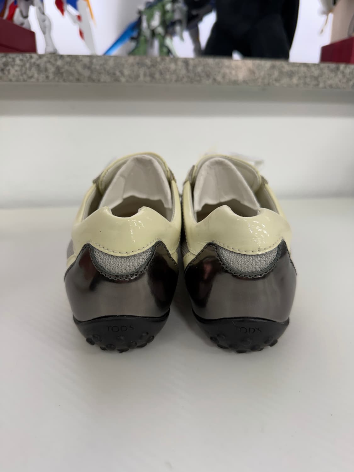 새제품) TODS 토즈 정품 여성 스니커즈 35.5 상품이미지6