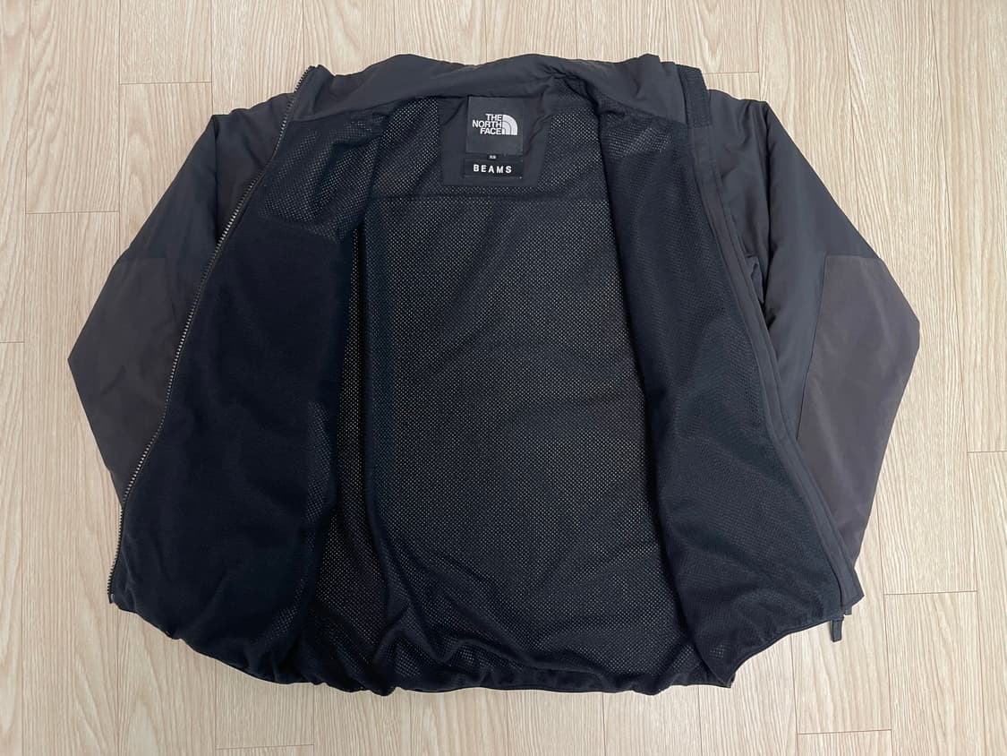 빔즈 x 노스페이스 익스페디션 라이트 알파 자켓 상품이미지3