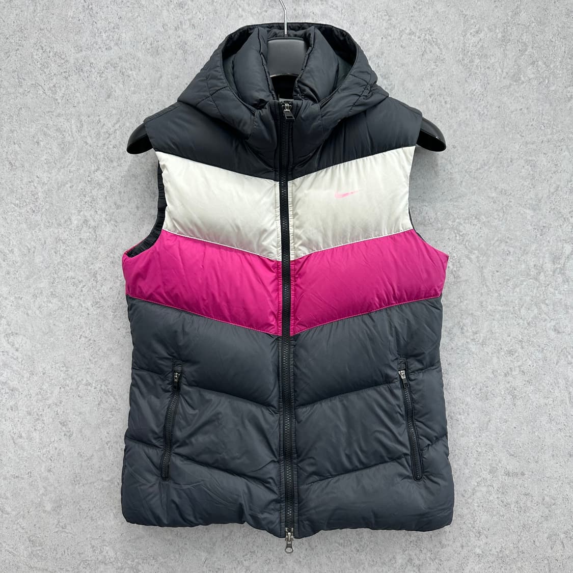 100 나이키 여자 덕다운 패딩조끼 상품이미지1
