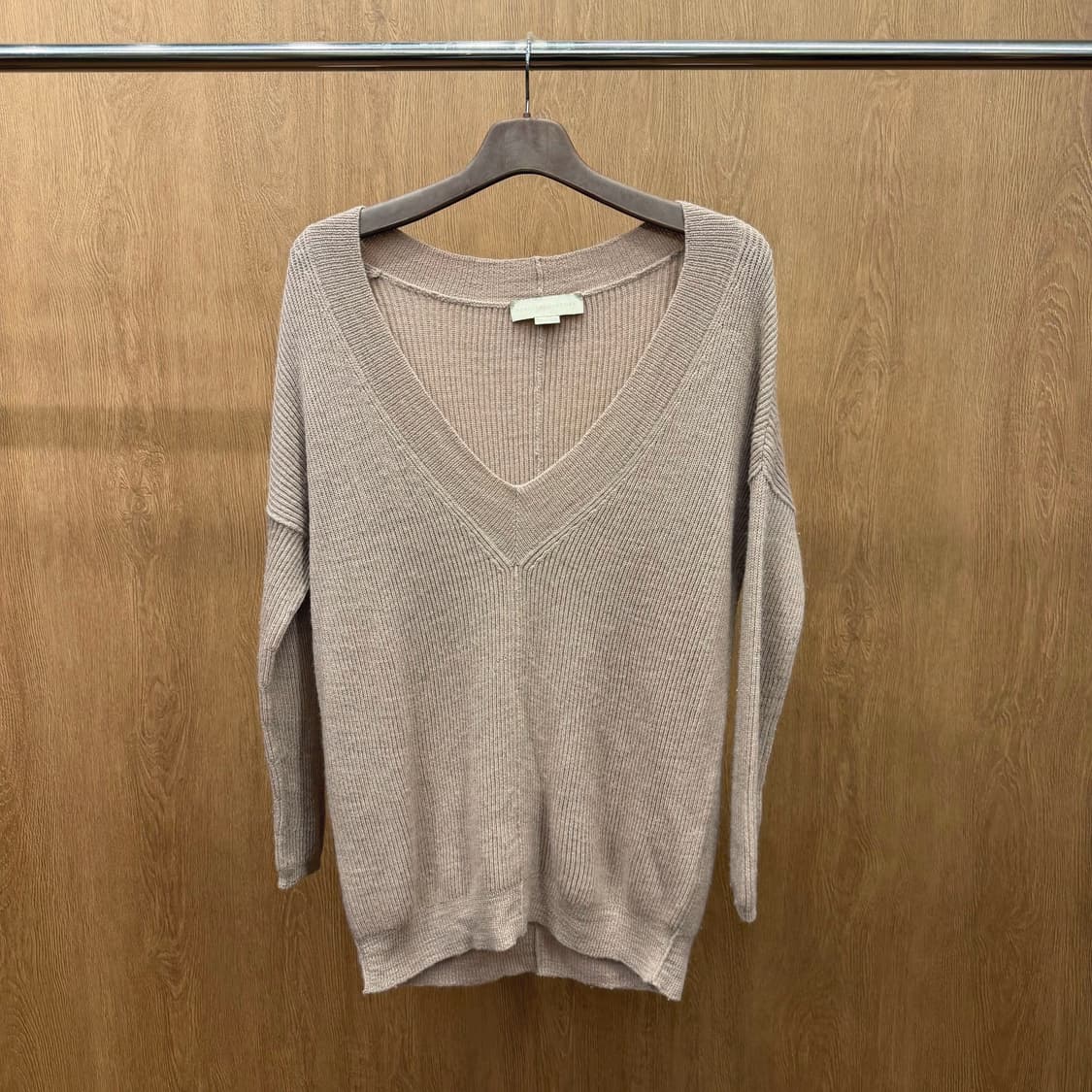 스텔라 매카트니 브이넥 골지 니트 드롭 숄더 디테일 루즈핏 핑크 베이지 상품이미지2