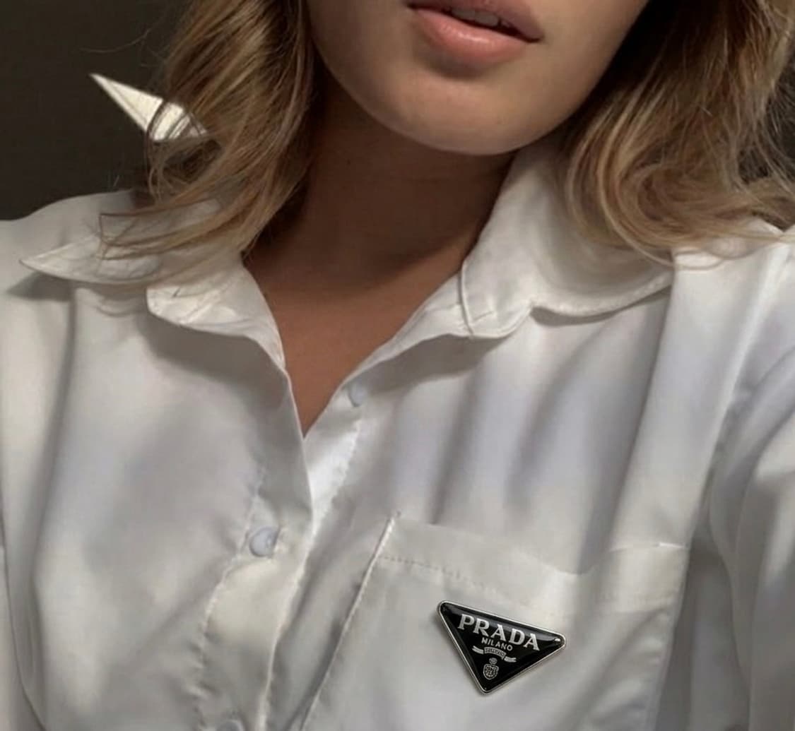 프라다 빈티지 에폭시 브로치 상품이미지1