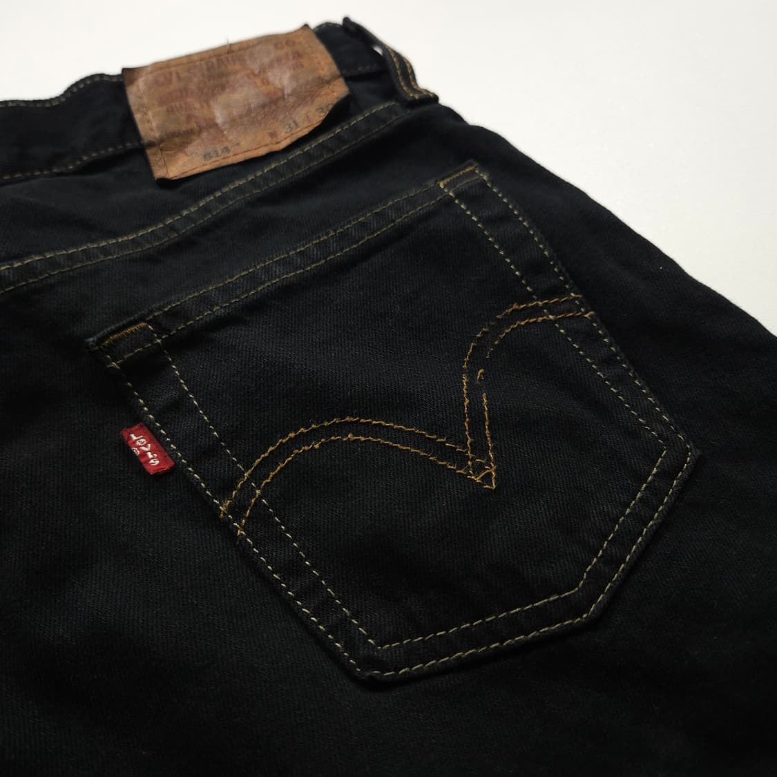 리바이스 514 아웃스티치 슬림 스트레이트 흑청 팬츠 (M) 상품이미지4