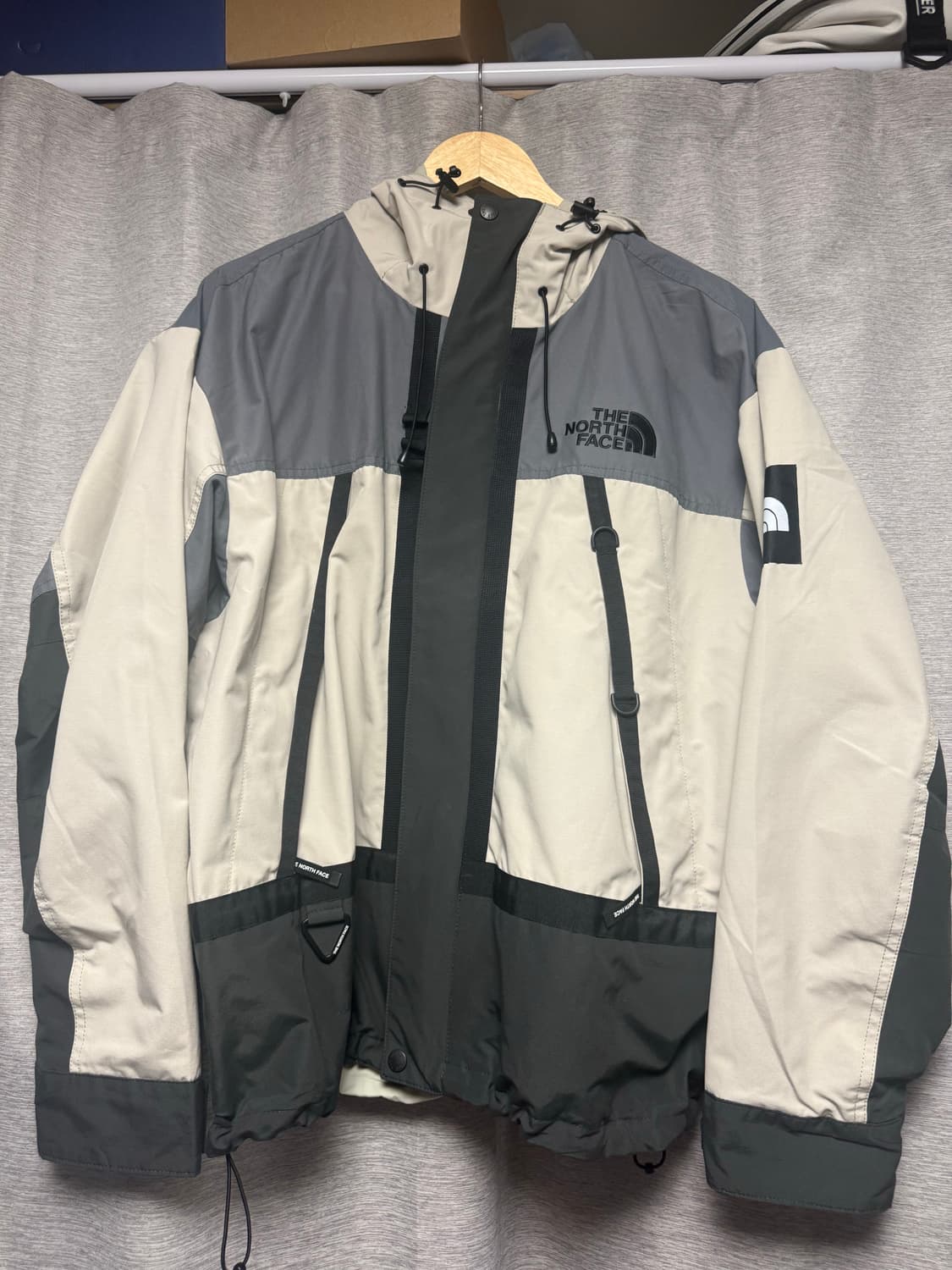 노스페이스 빈티지 마티스 샌드색상 L100 상품이미지1