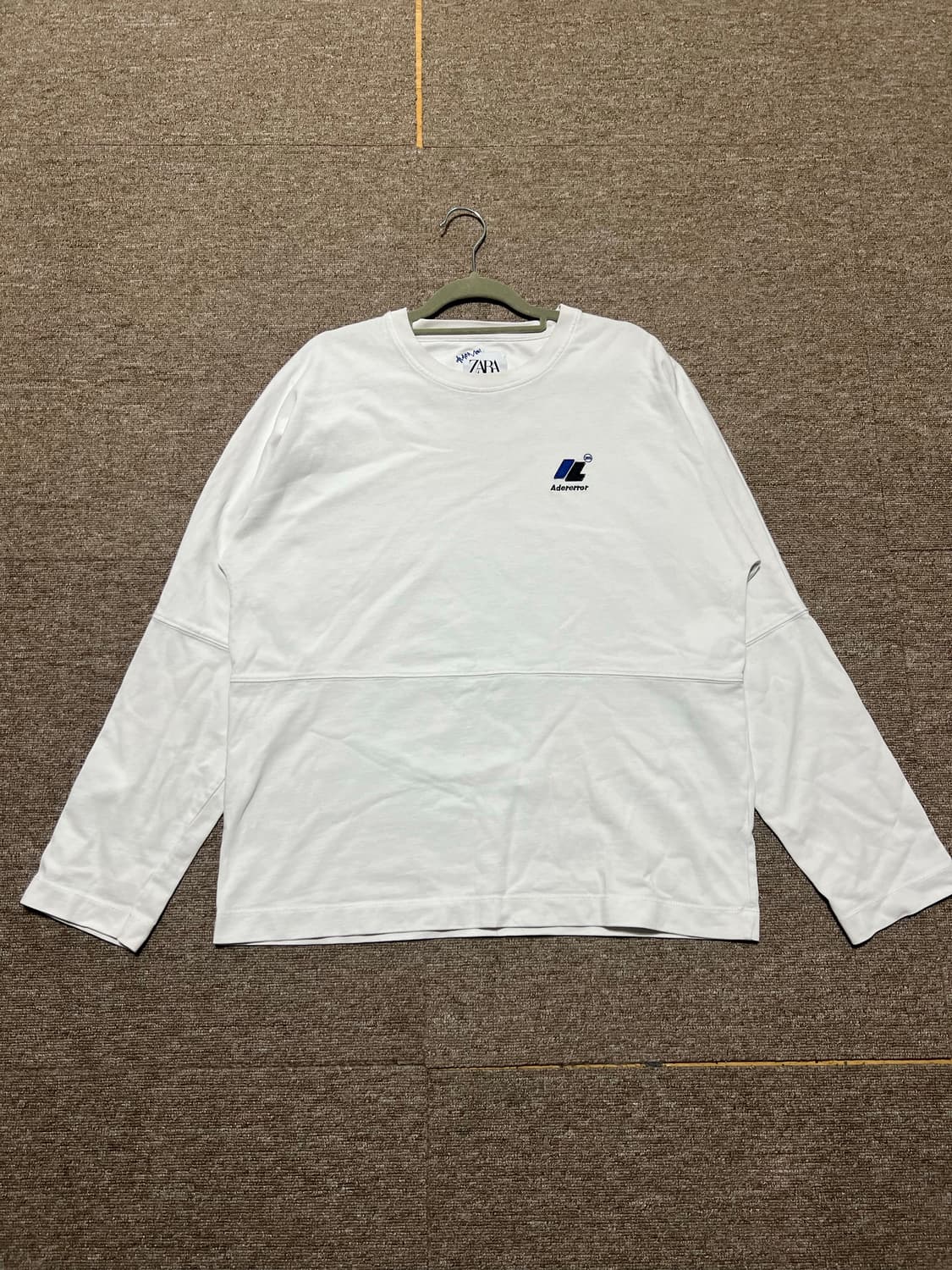 자라x아더에러 콜라보 롱슬리브 S-M 상품이미지1