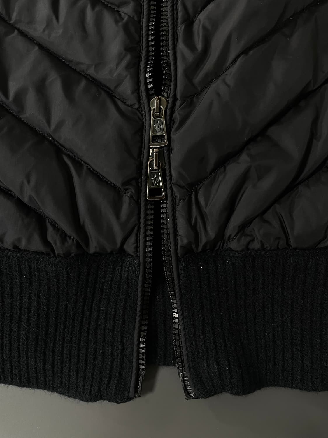 [L] 몽클레어 케이블 니트 집업 패딩 가디건 상품이미지6