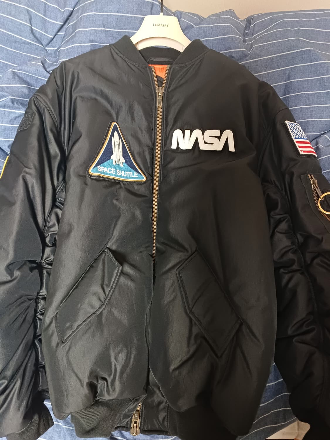 급처) [F38] 발렌시아가 나사 봄버 (105)  상품이미지2