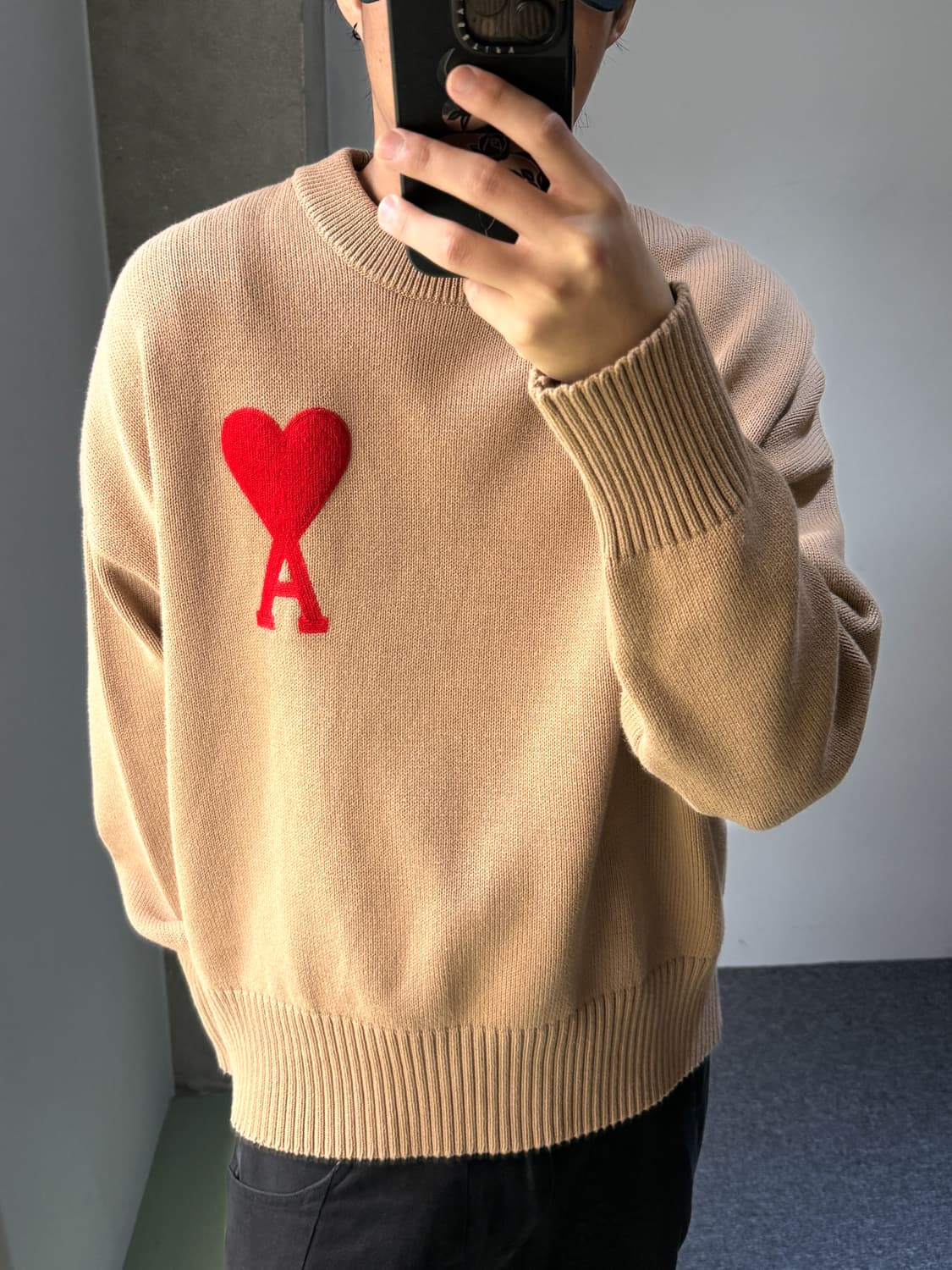 아미 21SS 빅하트 스웨터 상품이미지1