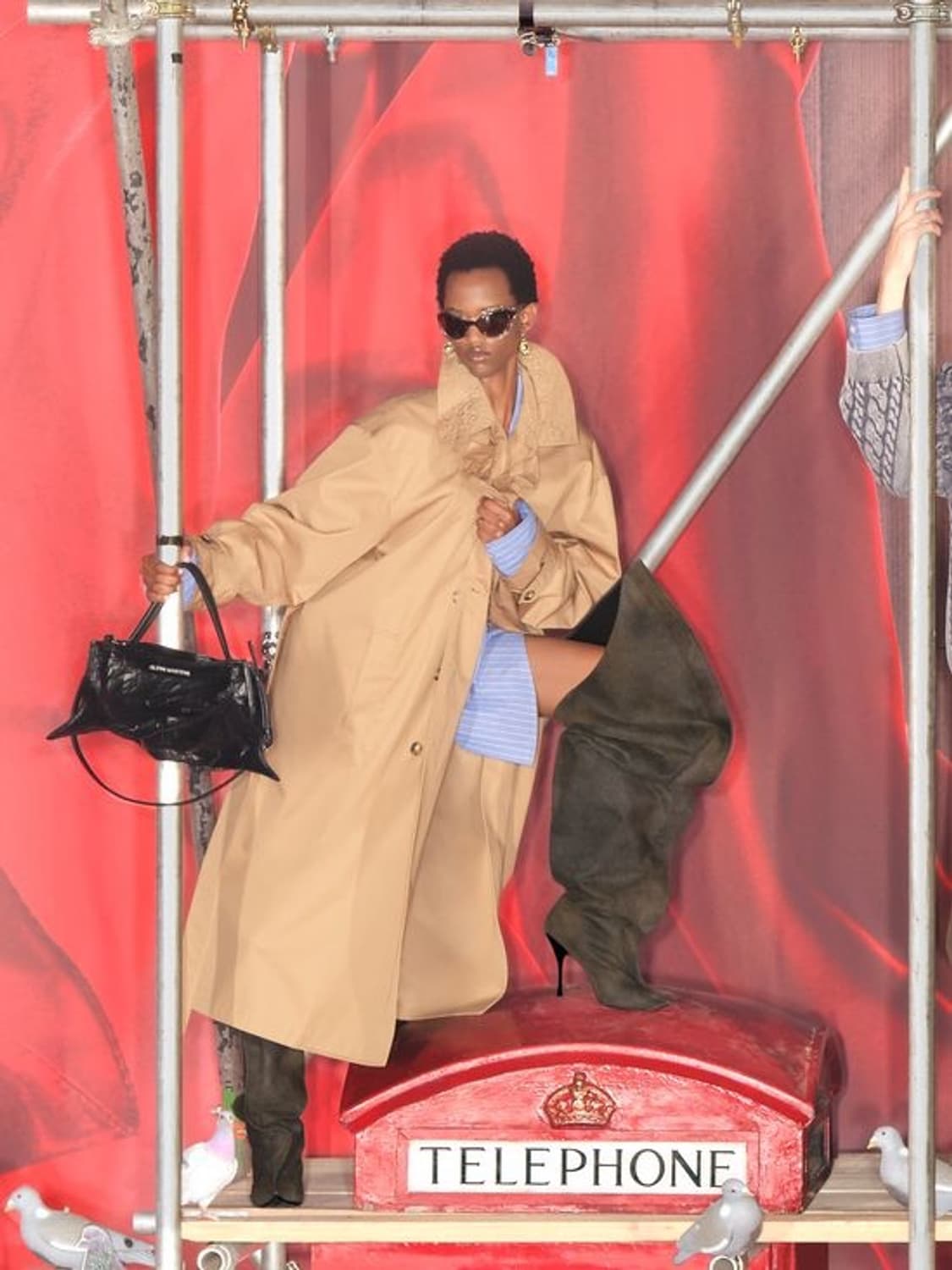 [새상품] H&M 글렌 마틴스 Glenn Martens 트렌치코트 S 상품이미지4