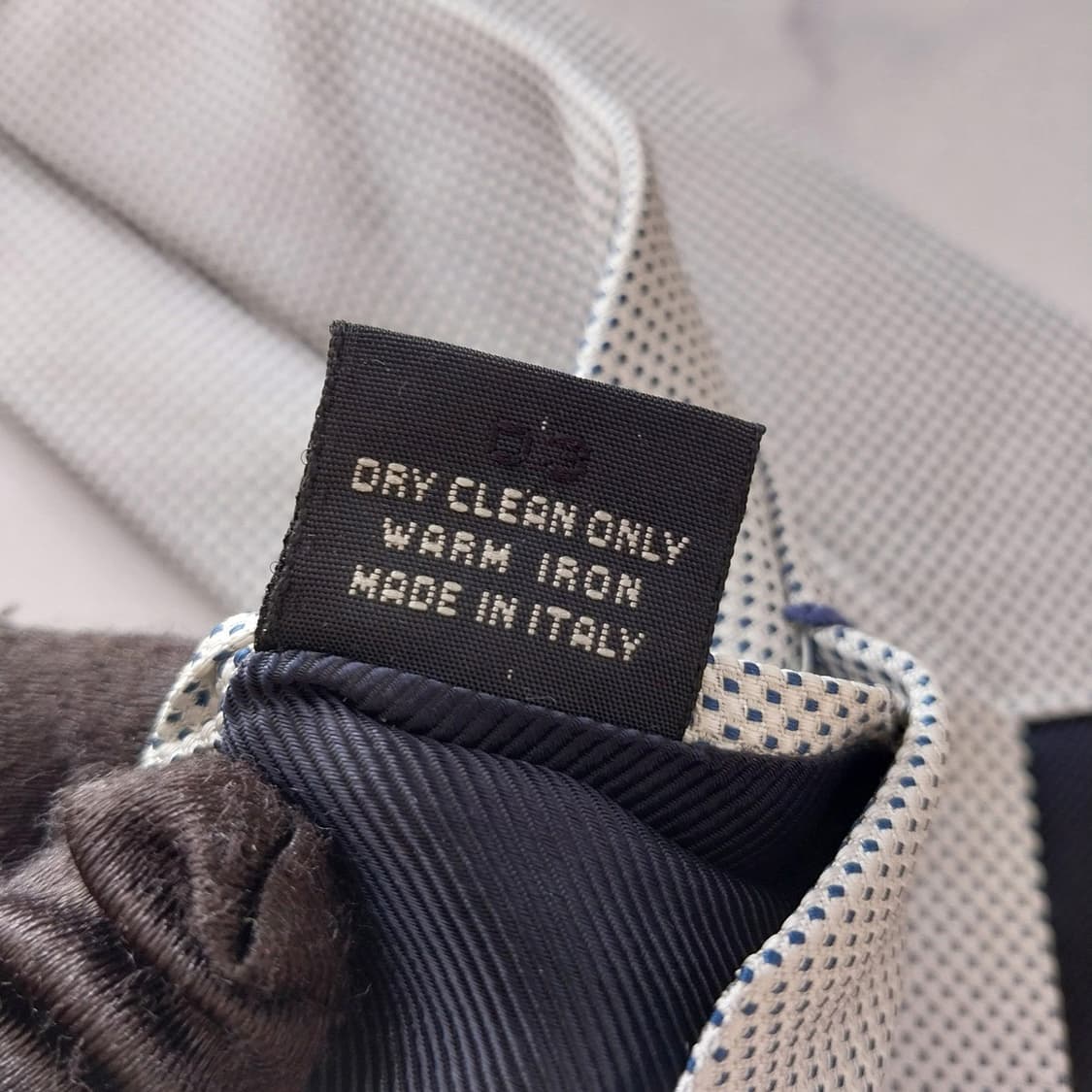 제냐 실크 화이트 마이크로 패턴 넥타이 9cm A+등급 K1901
 상품이미지10