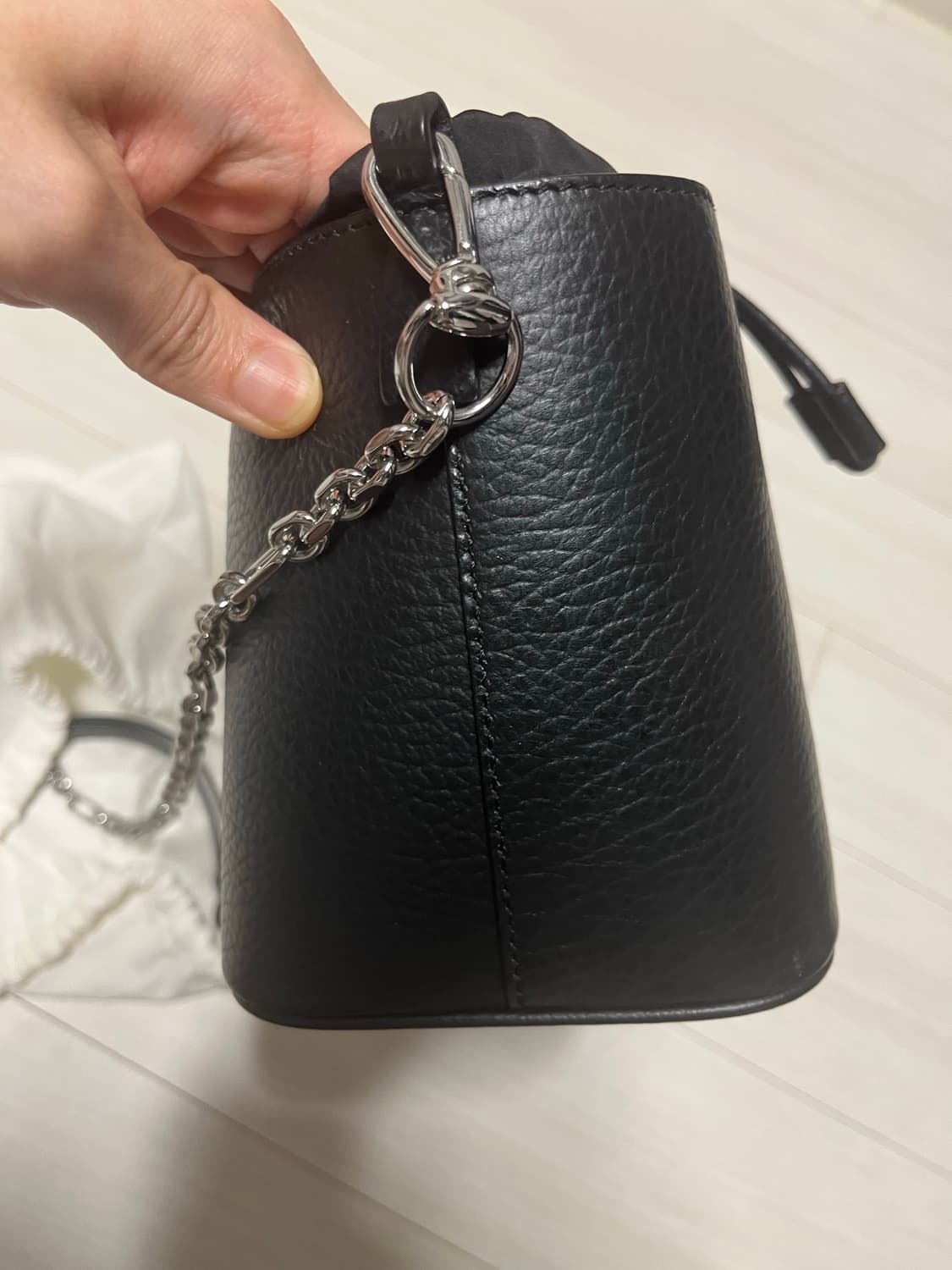 마르지엘라 버킷백 블랙 상품이미지2