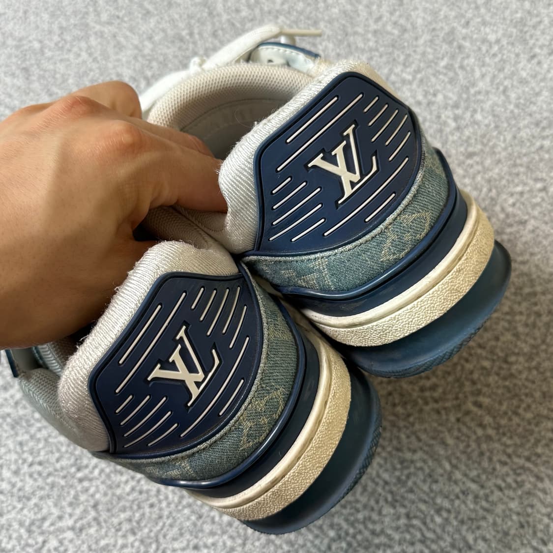 루이비통 LV 트레이너 5 사이즈 250 상품이미지3