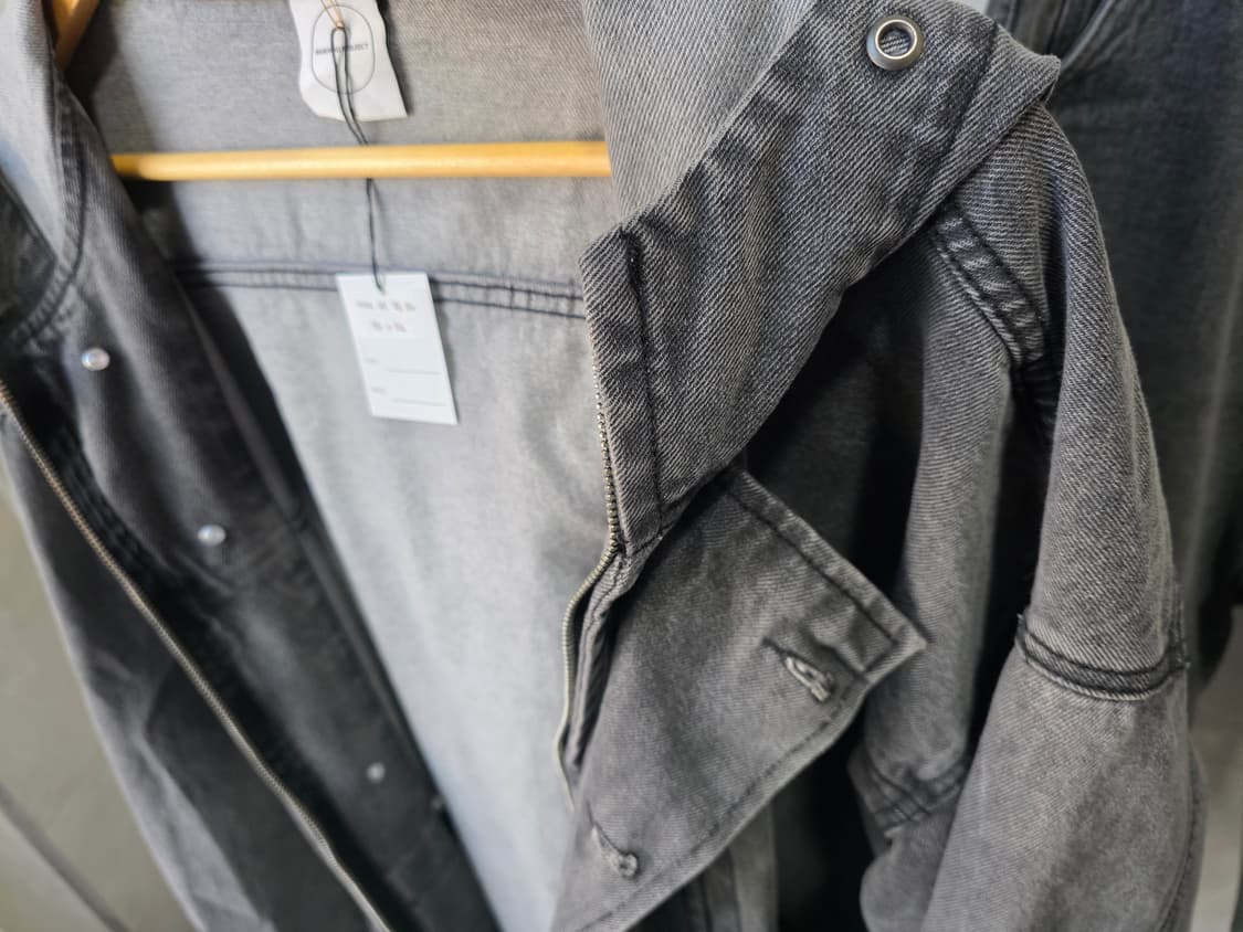 미니멀프로젝트 흑청데님후드 상품이미지2