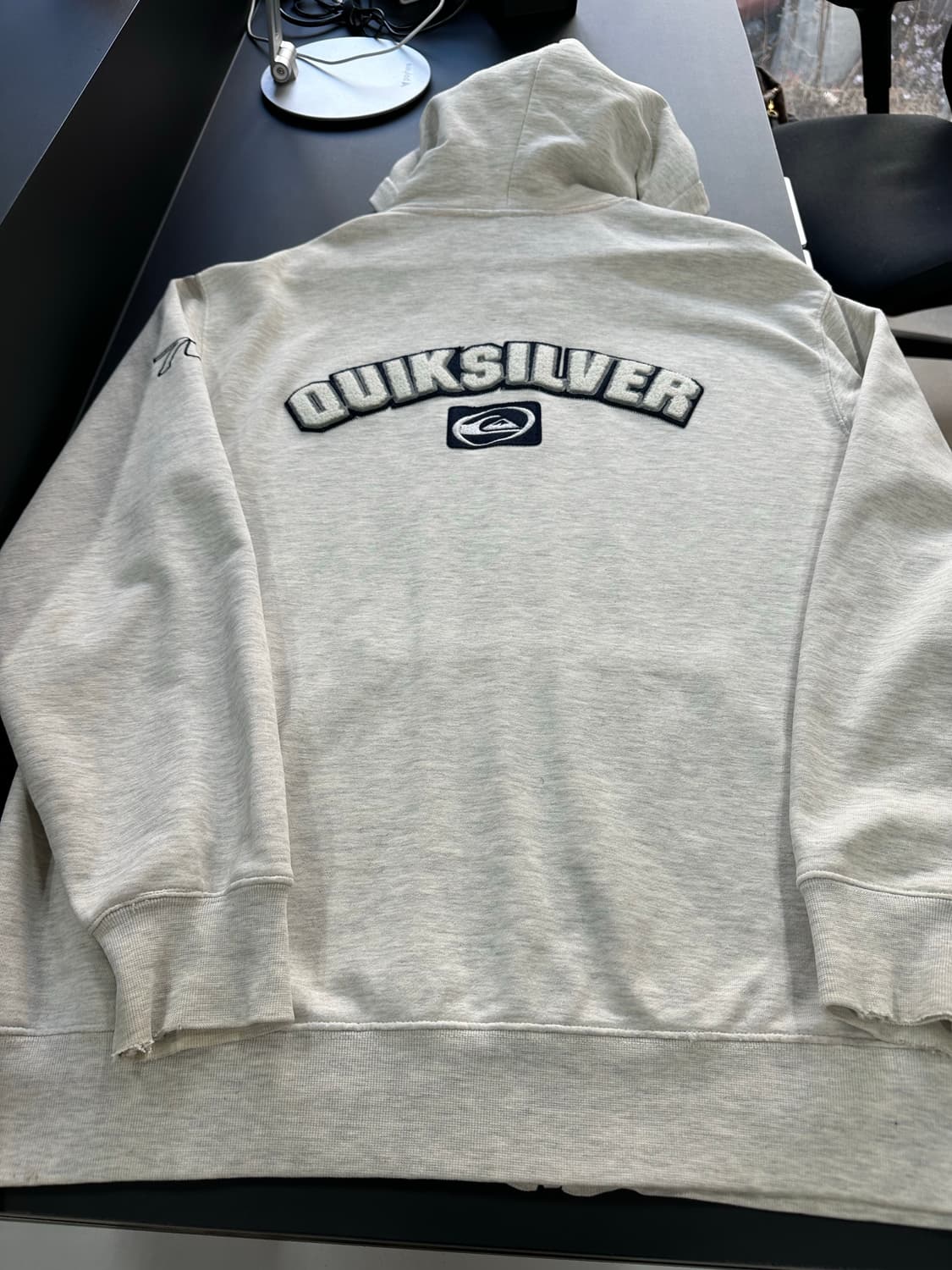 퀵실버 올드스쿨 플러피자수로고 멜란지 후드집업 상품이미지4