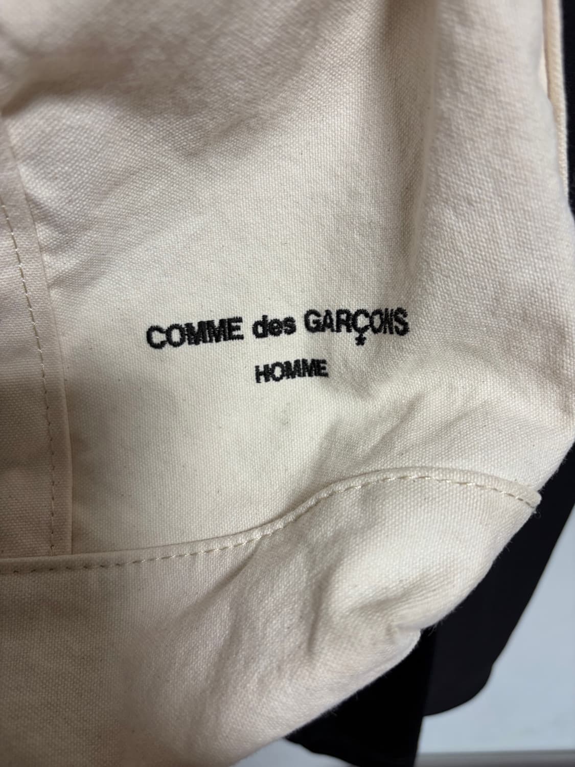 꼼데가르송 옴므 화이트 코튼 캠버스 토트백 상품이미지3