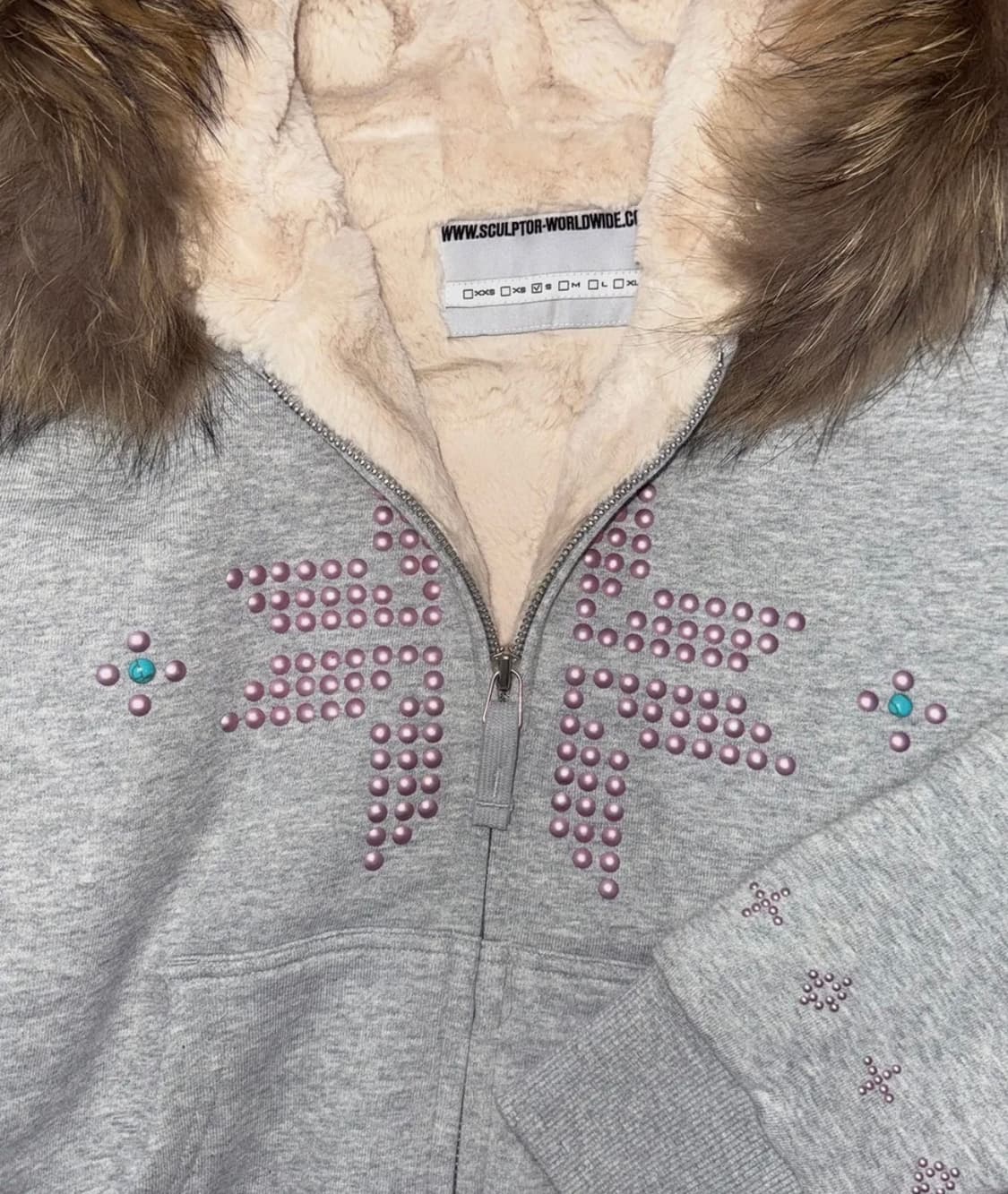 Sculptor fur trimming hooded zip-up 상품이미지4