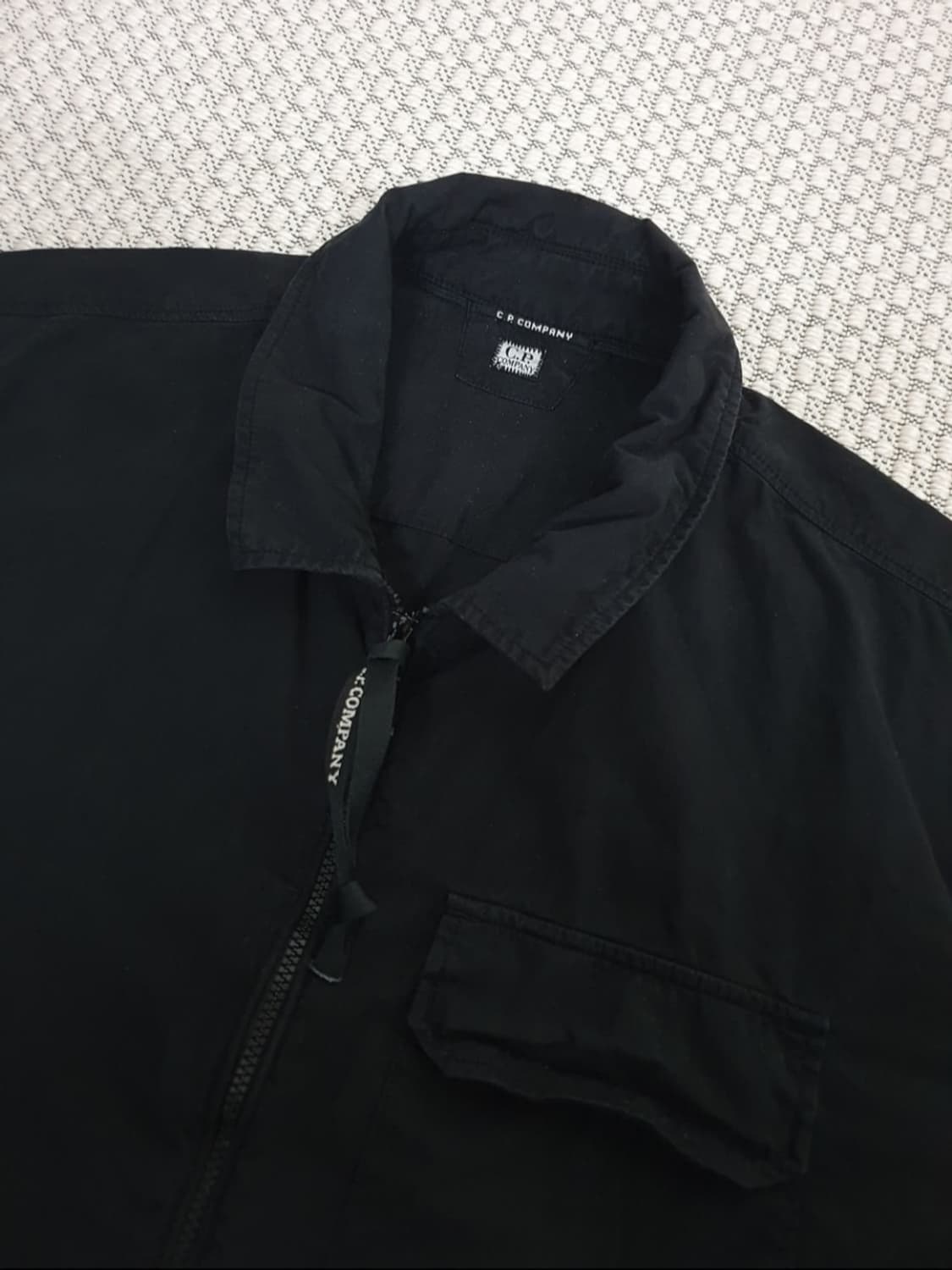 2022 CP컴퍼니 블랙 오버 셔츠 상품이미지2