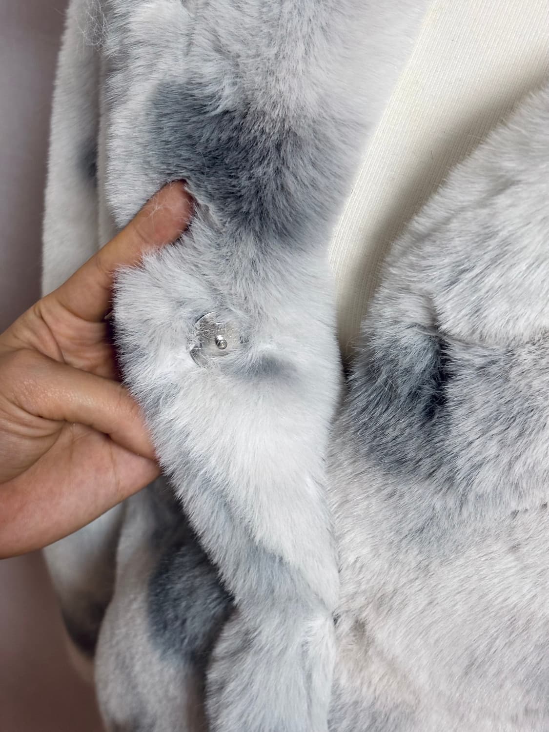 [무배] 네스티팬시클럽 코지 그레이 퍼자켓 (상태좋음) 상품이미지5