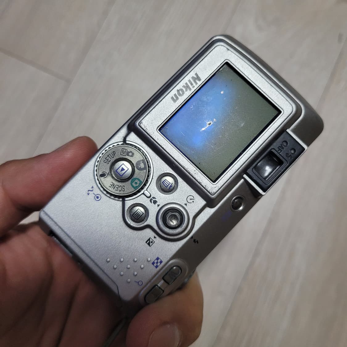 니콘 Coolpix 3700 디지털 카메라 + 배터리 상품이미지3